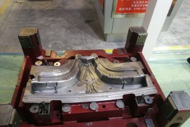 五金模具设计－五金冲压件产生毛刺的原因是什么