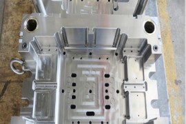 塑胶模具制造中怎样从多方面来辨别模具的质量好坏?