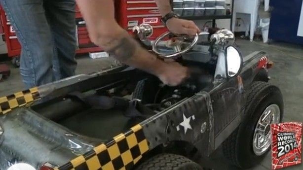 世界最小公路汽车 61厘米高进吉尼斯纪录（图文教程）,世界最小公路汽车_61厘米高进吉尼斯纪录,最小,第6张