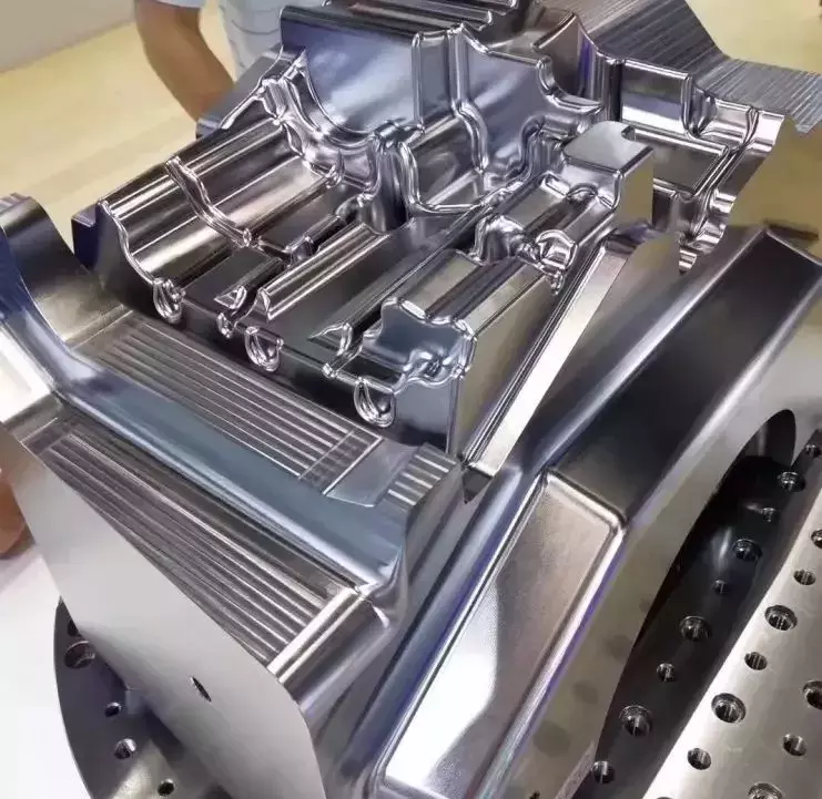 塑胶模具：模仁、镶件、斜顶、滑块等模具零件的加工工艺与流程 ...,塑胶模具：模仁、镶件、斜顶、滑块等模具零件的加工工艺与流程,零件,模具,流程,加工,第1张