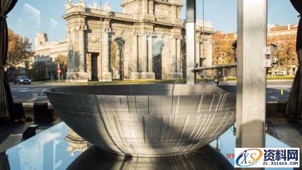 庞大的3D打印产品“死星”现身于马德里市中心,巨大3D打印“死星”现身马德里市中心,打印,第3张