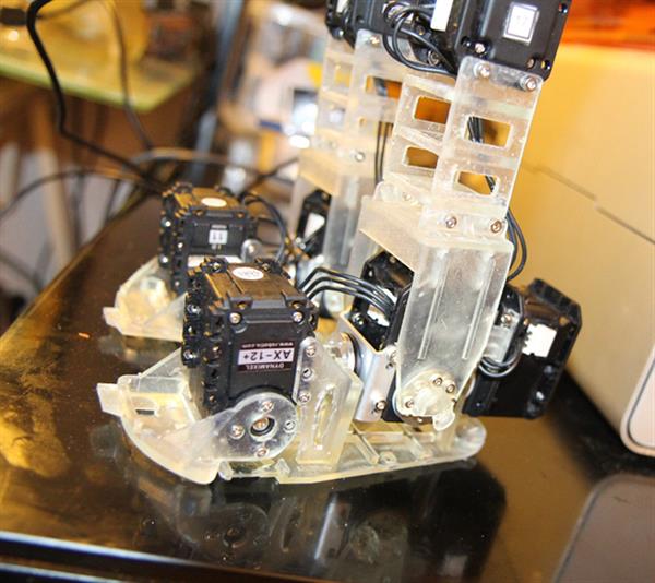 3D打印模拟人类行为的双足机器人（图文教程）,3D打印模拟人类行为的双足机器人,图文,第2张